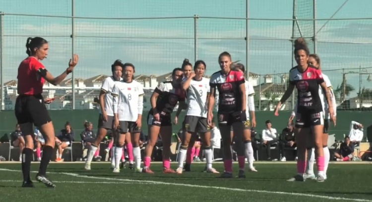  唐佳麗梅開二度、邵子欽破門，中國女足3-2擊敗Alhama俱樂部女足