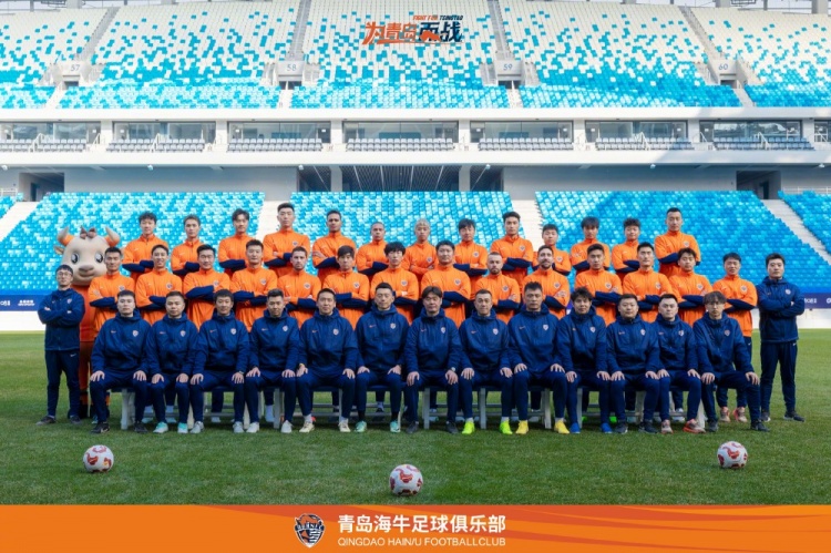  青島海牛一線隊(duì)名單：老將鄭龍、薩里奇坐鎮(zhèn)，金洋洋等新援在列