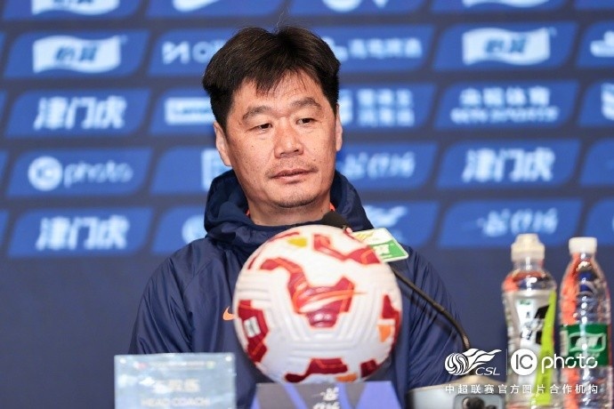  李霄鵬：希望明天比賽能打出一些新的東西，取得一個(gè)好的結(jié)果