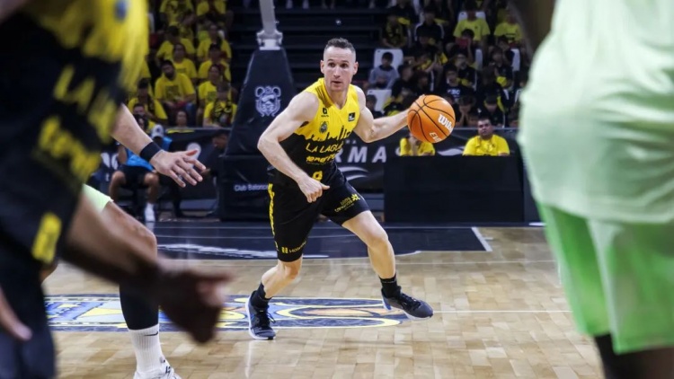  NBA初代老六，42歲進(jìn)入生涯巔峰？！