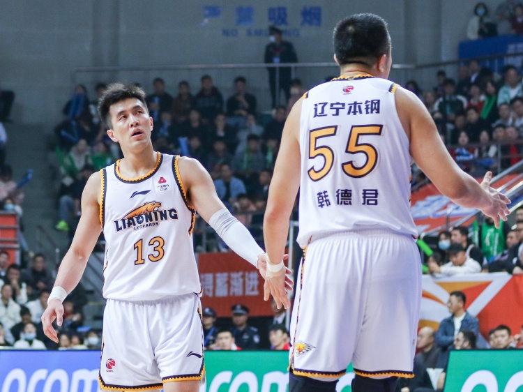  里程碑！韓德君8625分追平郭艾倫 并列遼籃隊(duì)史得分王