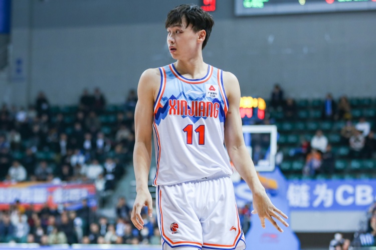  中規(guī)中矩！齊麟8中4拿到15分6籃板 有4失誤&正負值-10