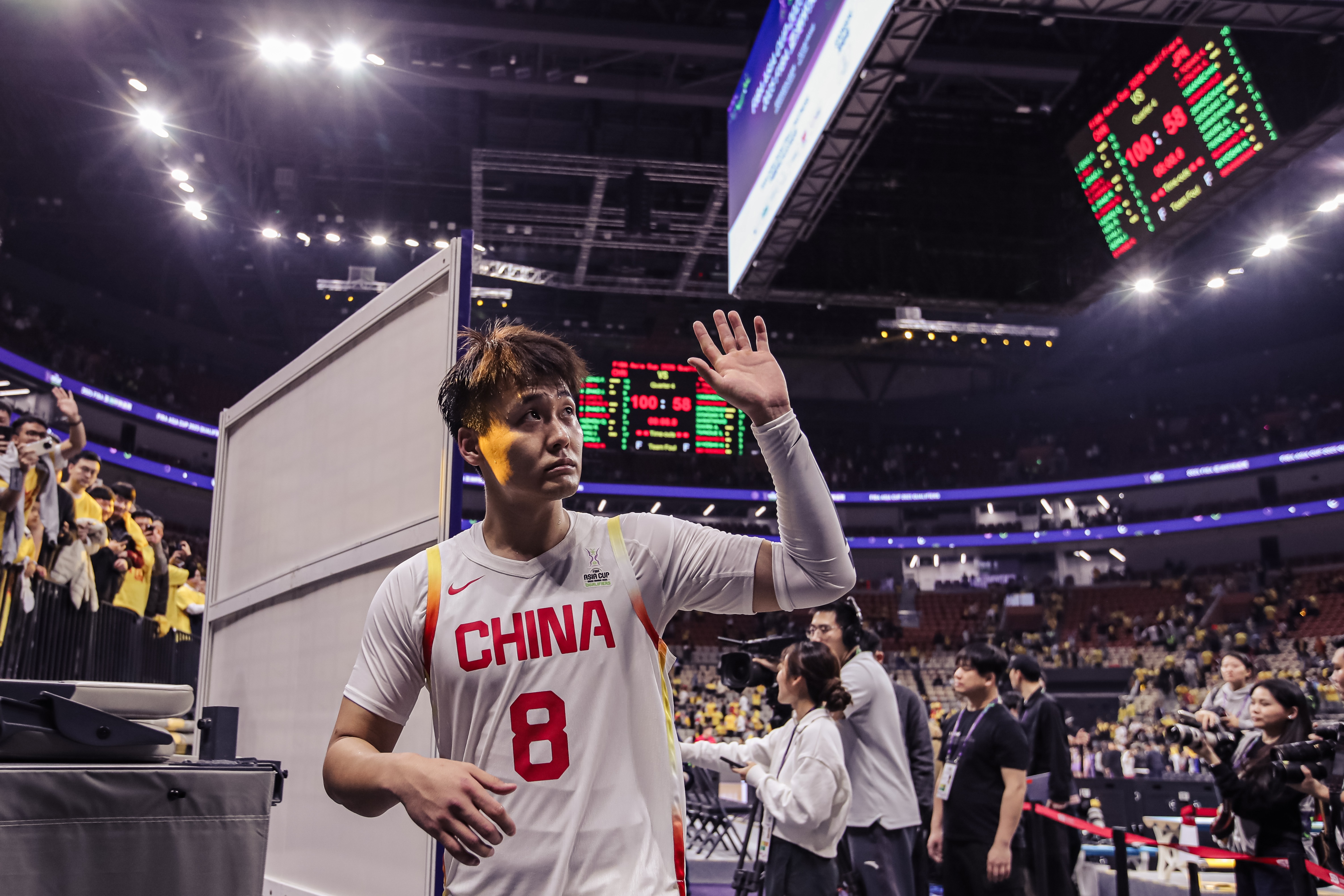  奠定基調！趙睿三分4中3攻下15+5+5 次節(jié)連得10分帶隊拉開分差