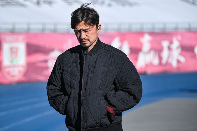  兩隊(duì)均三連敗開局！足球報(bào)談亞泰vs三鎮(zhèn)：亞泰力爭打好第一個(gè)主場